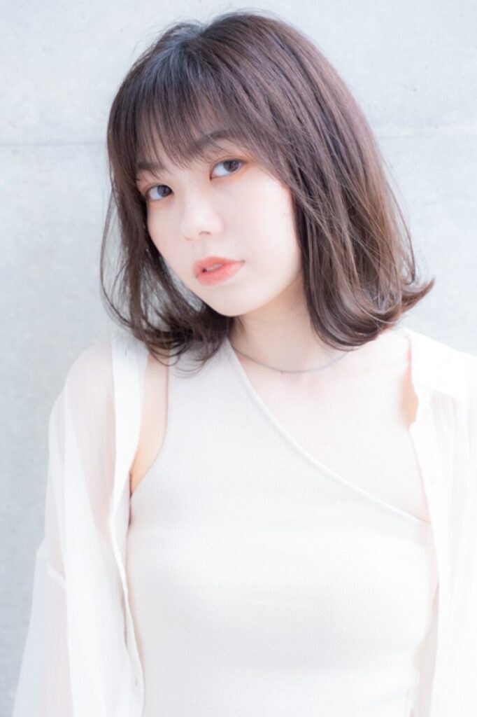 【Lounge】外ハネスタイル◎30代40代50代